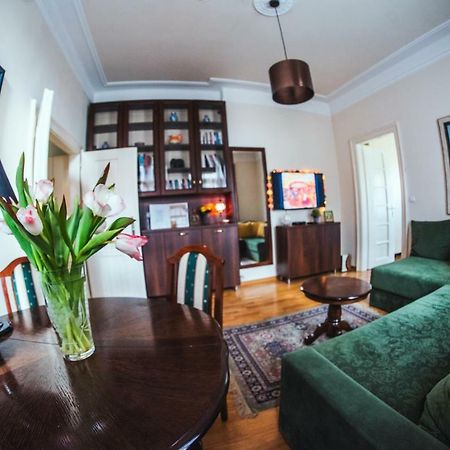 Crown Apartment With Garden View Белград Экстерьер фото